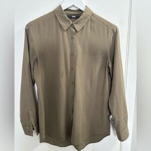 Relaxed-Fit, Green Button Down Longsleeve